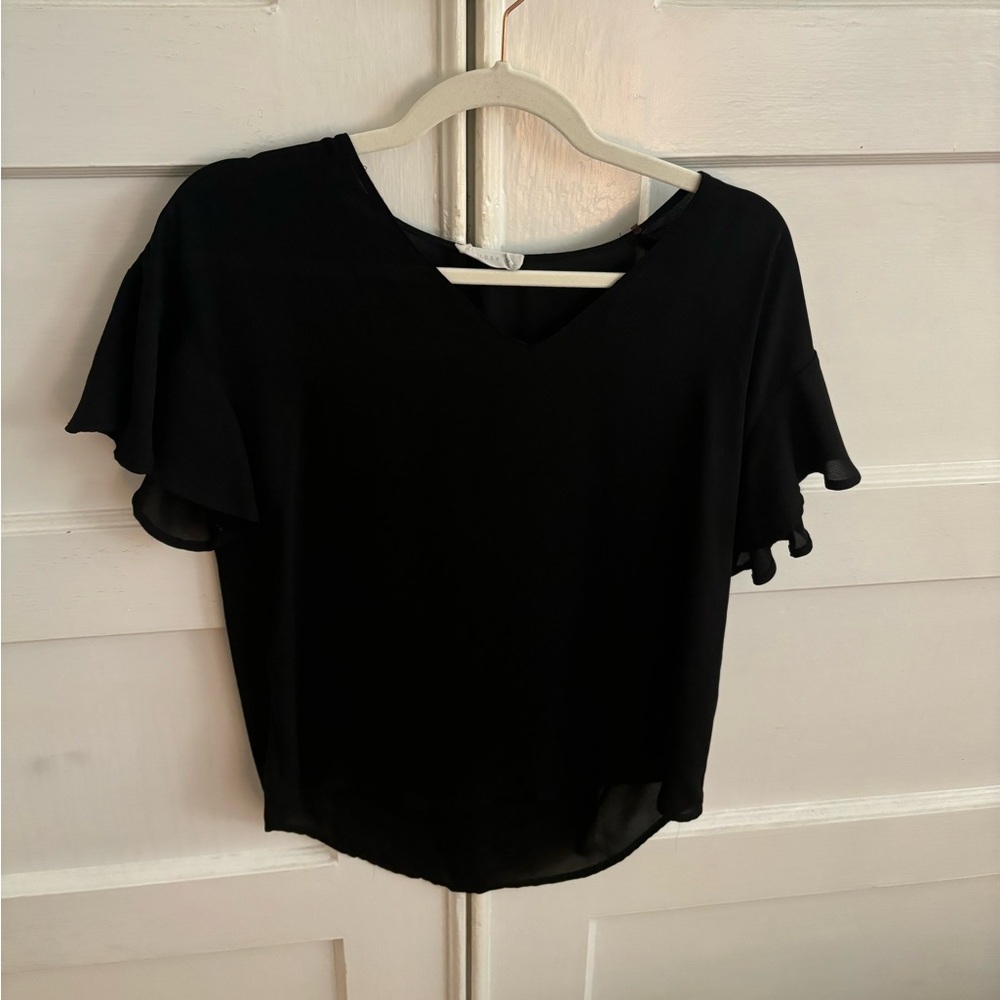 Lush size small black top